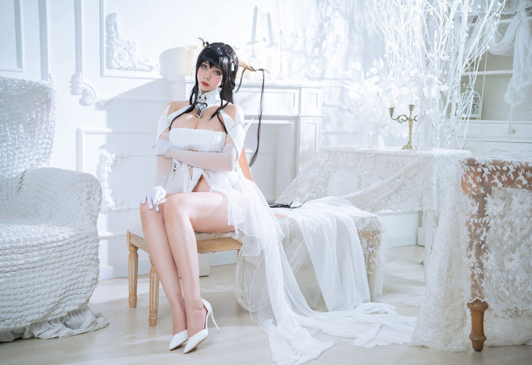 Coser@魅瞳Meroko &#8211; 碧蓝航线 不挠