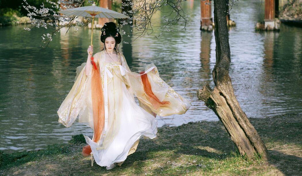 YiTuYu艺图语 Vol.3718 Ai Tan Xian De Xia Shang Zhou