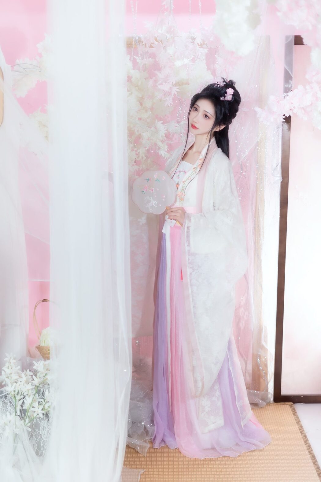 YiTuYu艺图语 Vol.3822 Qi Luo Sheng De Xiao Su Su