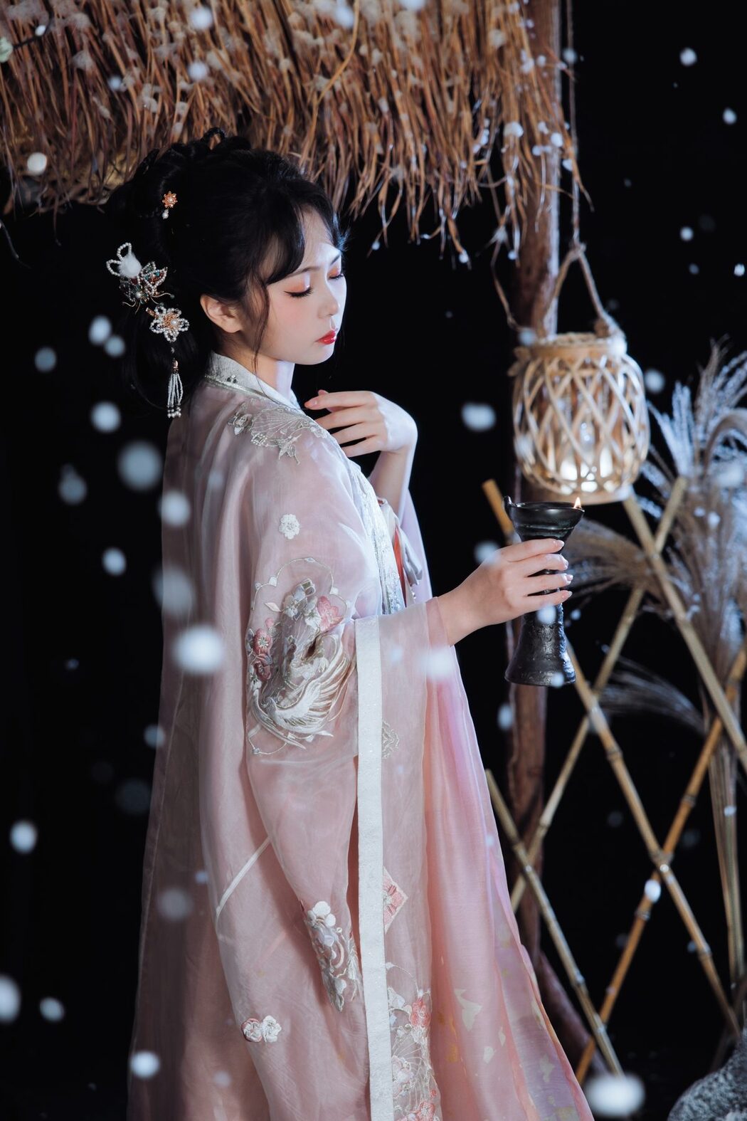 YiTuYu艺图语 Vol.3720 Qian Mo Hong Chen