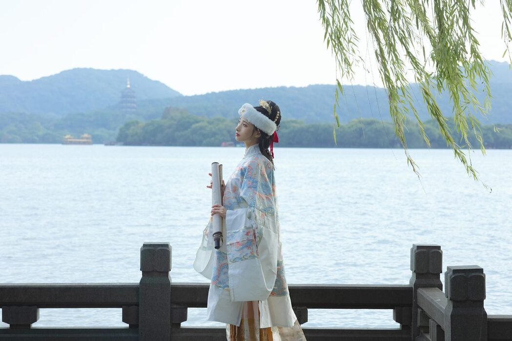 YiTuYu艺图语 Vol.3724 Mou Xiao Yao