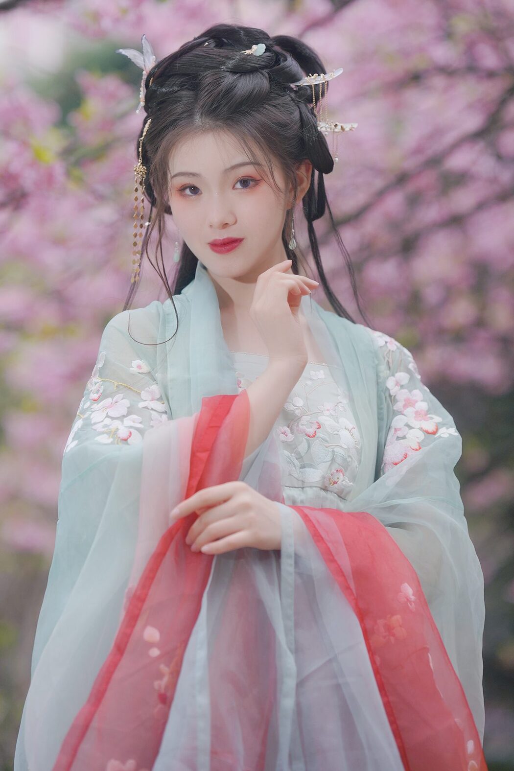 YiTuYu艺图语 Vol.3847 Yue Li Cover Photo