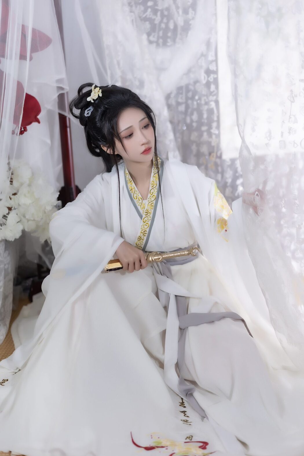 YiTuYu艺图语 Vol.3755 Qi Luo Sheng De Xiao Su Su