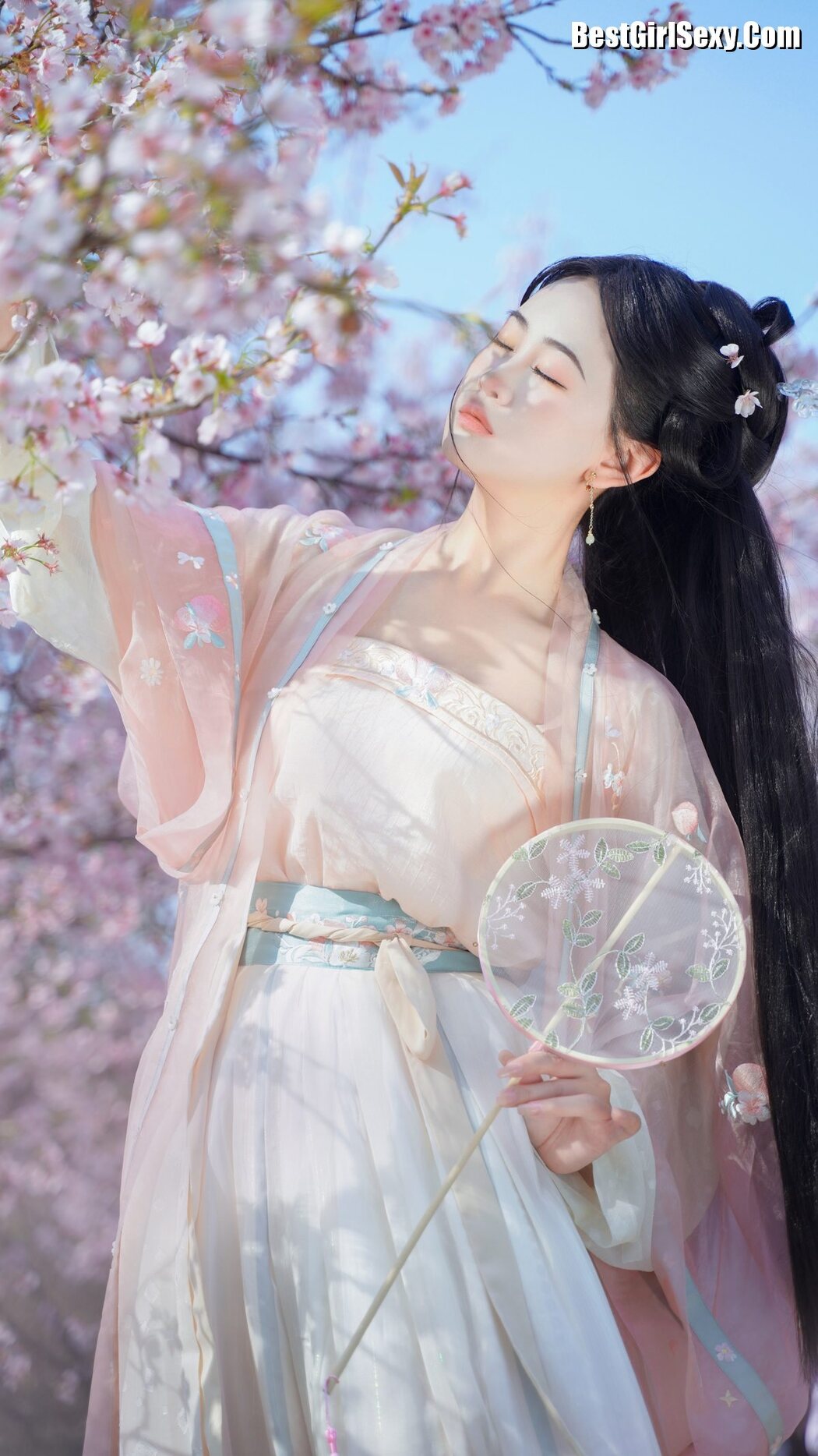 YiTuYu艺图语 Vol.3828 Jiao Yi Zhi Sui Sui