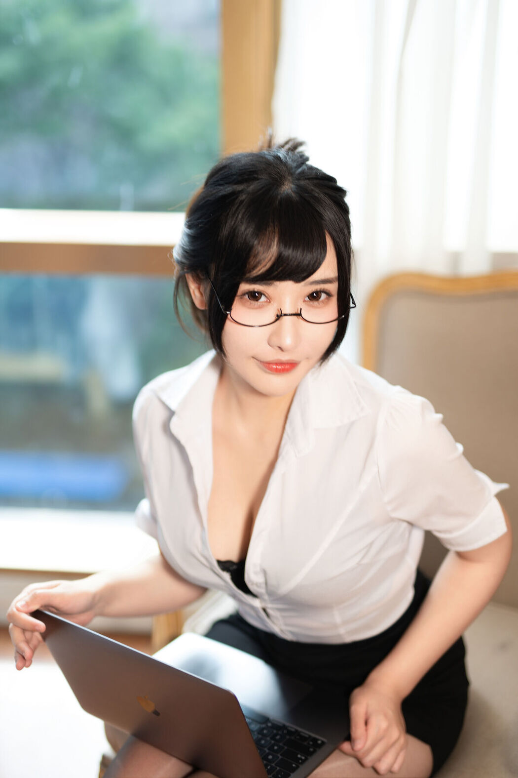 Coser@糖果果Candy – 室内OL Part2
