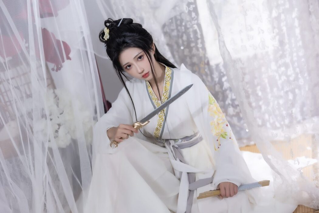 YiTuYu艺图语 Vol.3755 Qi Luo Sheng De Xiao Su Su