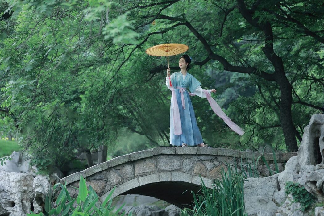 YiTuYu艺图语 Vol.3763 Luo Yi