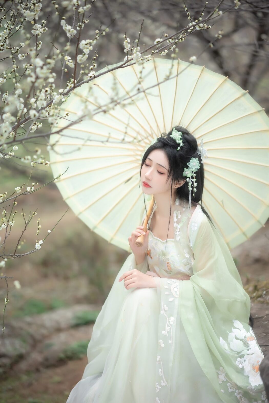 YiTuYu艺图语 Vol.3722 Qi Luo Sheng De Xiao Su Su