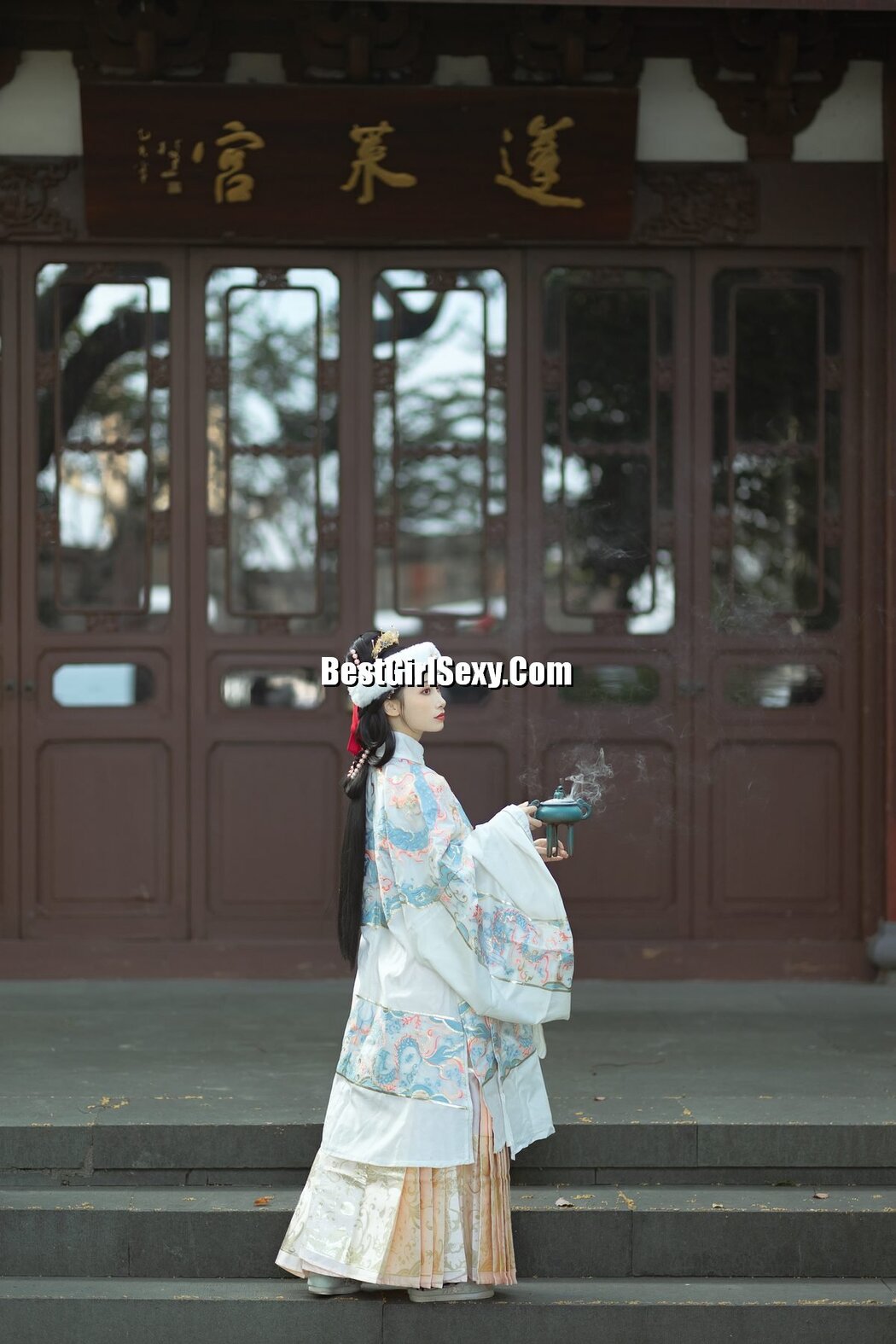 YiTuYu艺图语 Vol.3724 Mou Xiao Yao