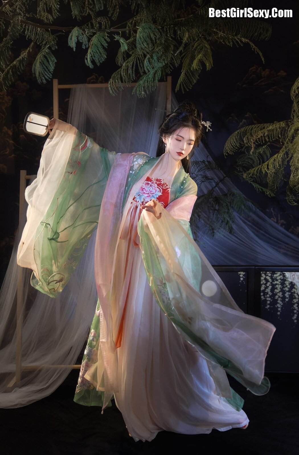 YiTuYu艺图语 Vol.3756 Pang Qi