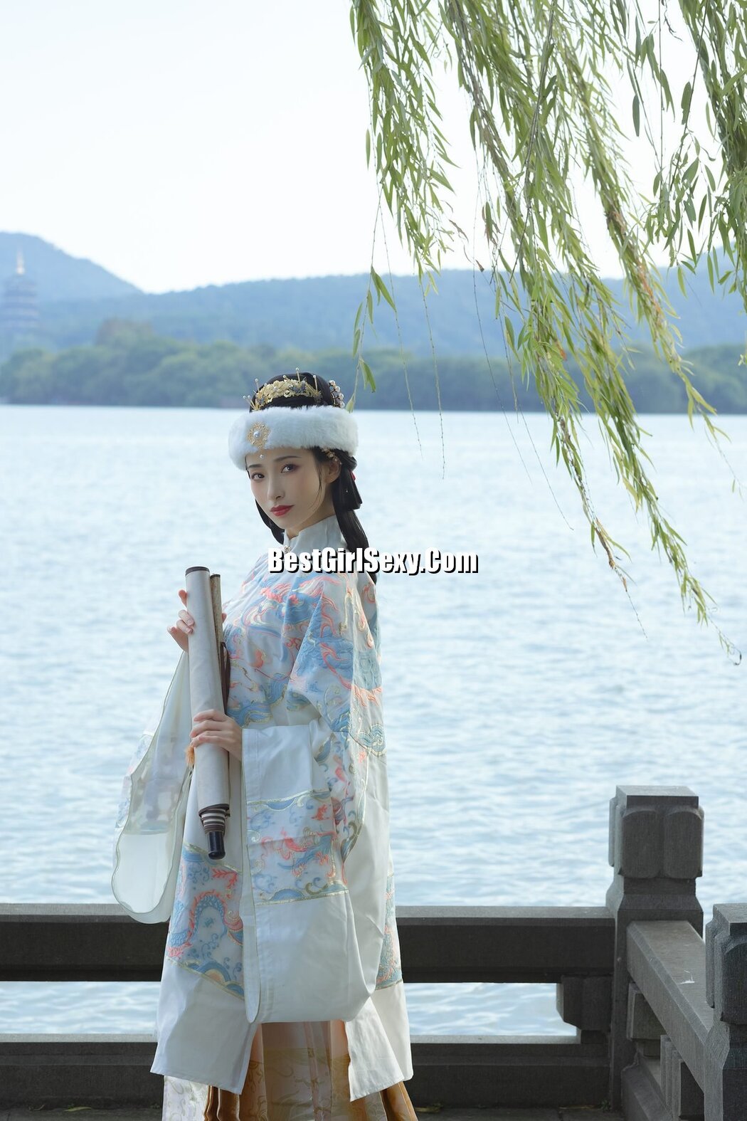 YiTuYu艺图语 Vol.3724 Mou Xiao Yao