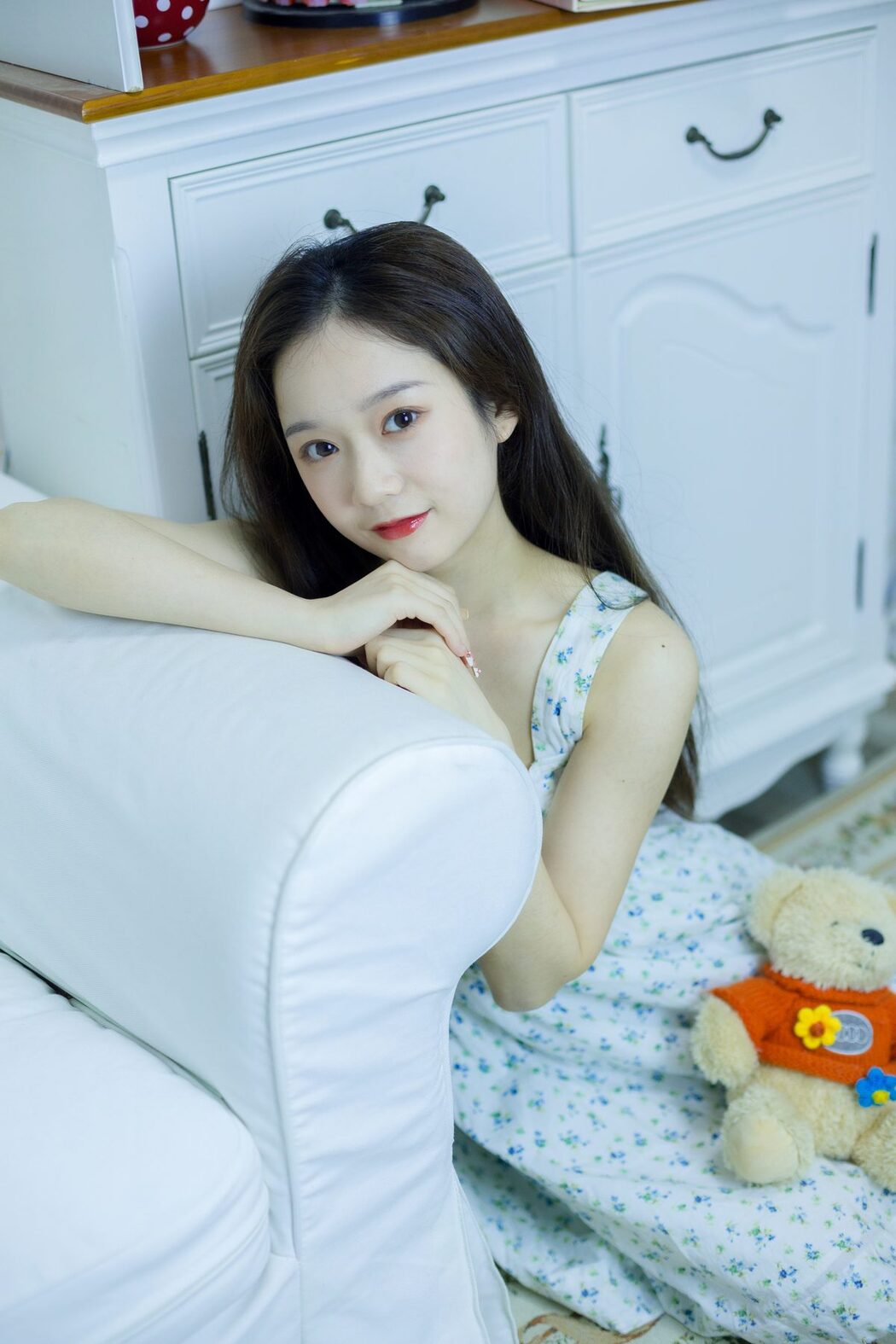 YiTuYu艺图语 Vol.3799 Ge Man Ni Nini