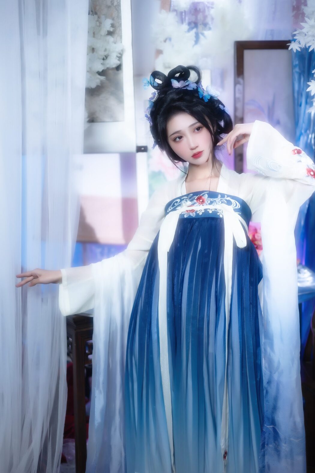 YiTuYu艺图语 Vol.3829 Qi Luo Sheng De Xiao Su Su