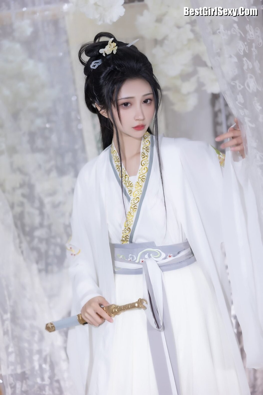 YiTuYu艺图语 Vol.3755 Qi Luo Sheng De Xiao Su Su