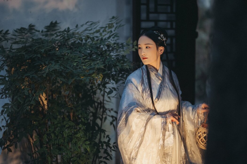 YiTuYu艺图语 Vol.374 Dan Lan Se You Shang Jing Liu