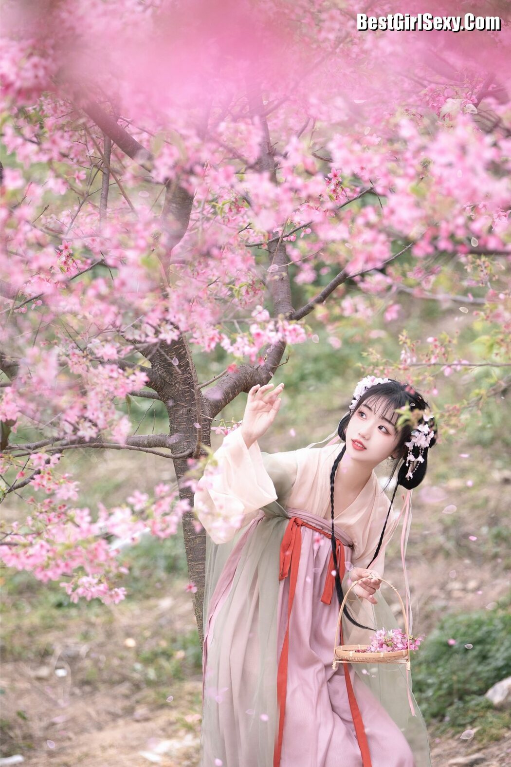 YiTuYu艺图语 Vol.3853 Wan Jiang Ting