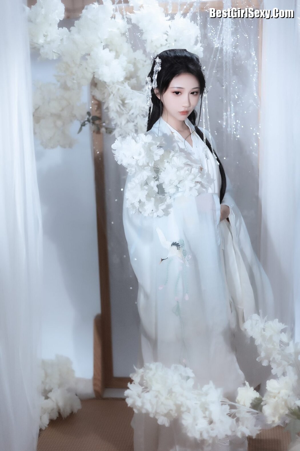 YiTuYu艺图语 Vol.3771 Qi Luo Sheng De Xiao Su Su