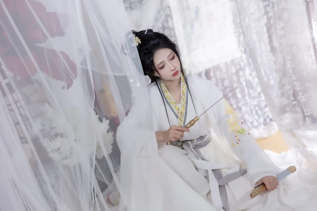 YiTuYu艺图语 Vol.3755 Qi Luo Sheng De Xiao Su Su