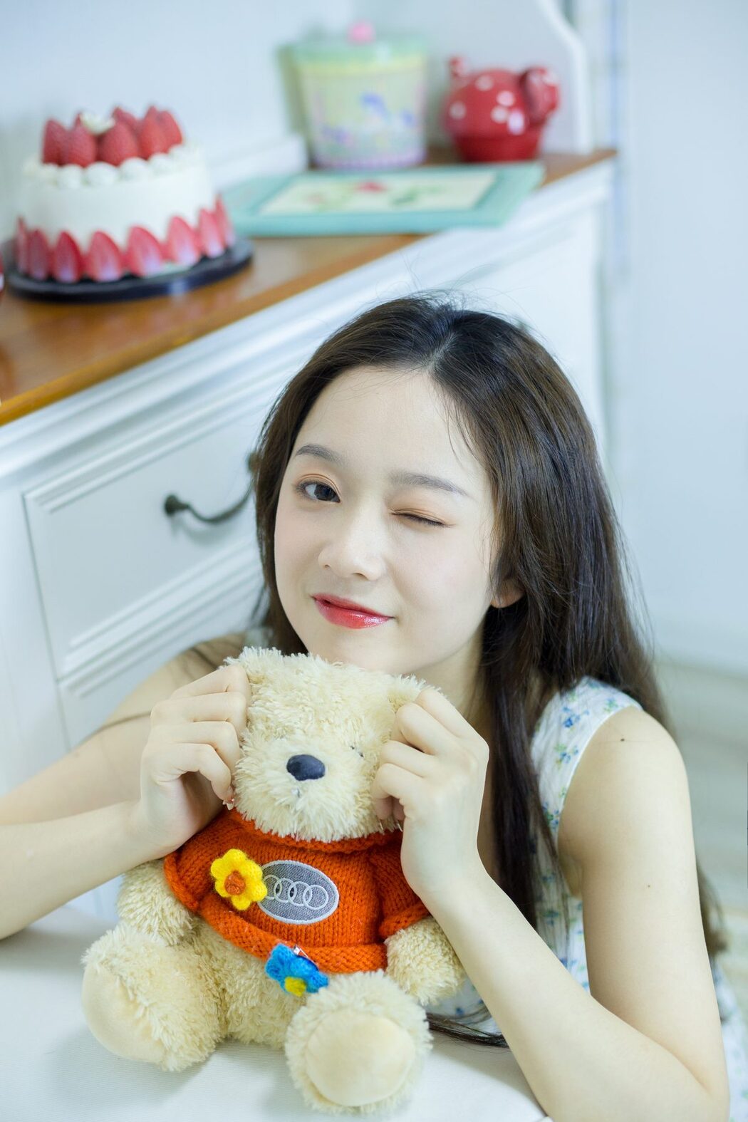 YiTuYu艺图语 Vol.3799 Ge Man Ni Nini