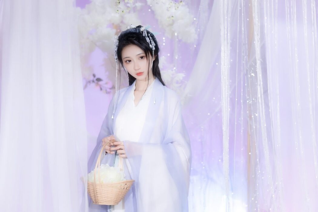YiTuYu艺图语 Vol.3764 Qi Luo Sheng De Xiao Su Su
