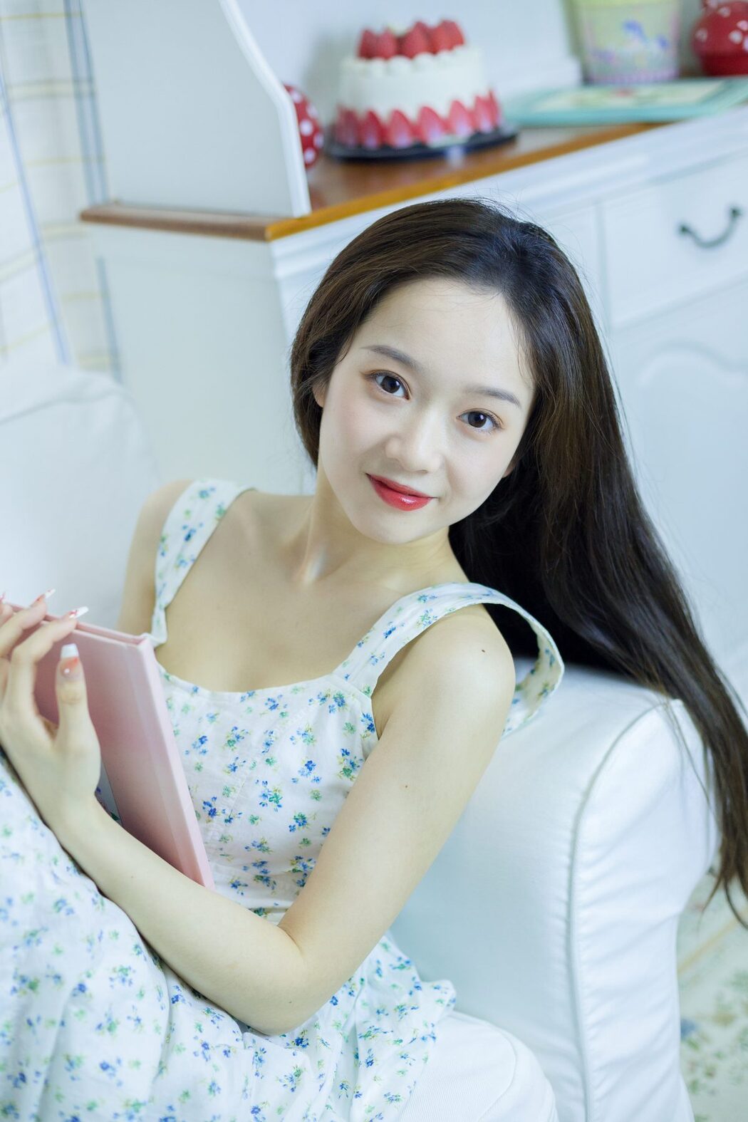 YiTuYu艺图语 Vol.3799 Ge Man Ni Nini