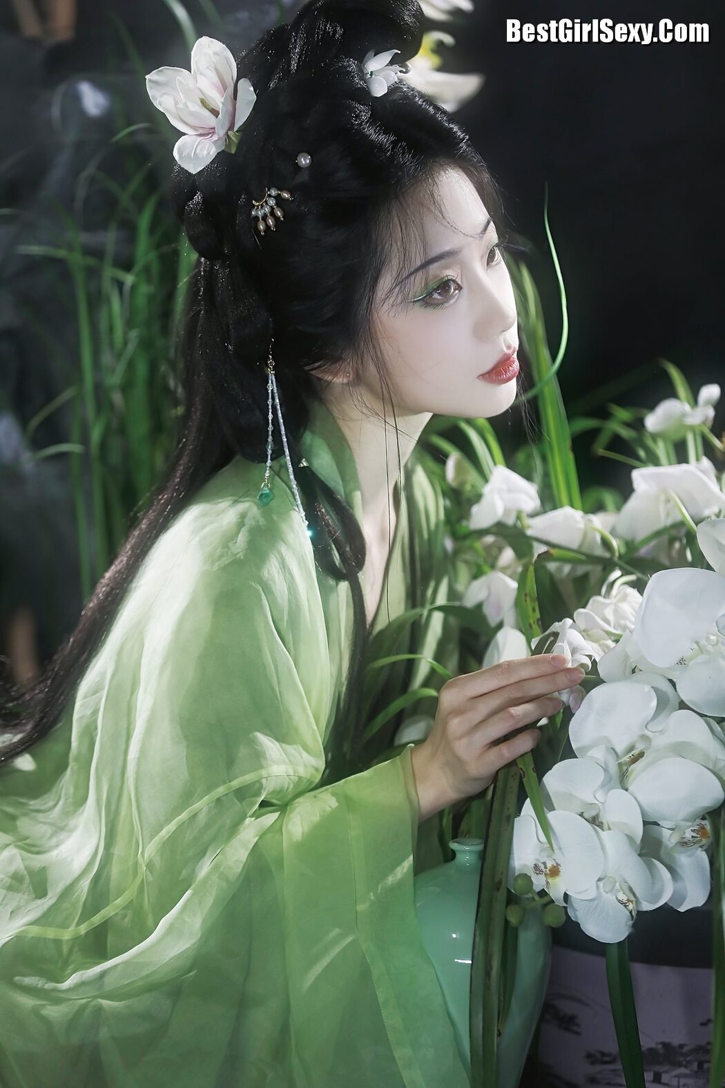 YiTuYu艺图语 Vol.3800 Ling Hun Chu Tao Kong Chuan Zi
