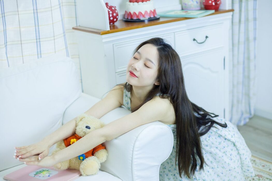 YiTuYu艺图语 Vol.3799 Ge Man Ni Nini