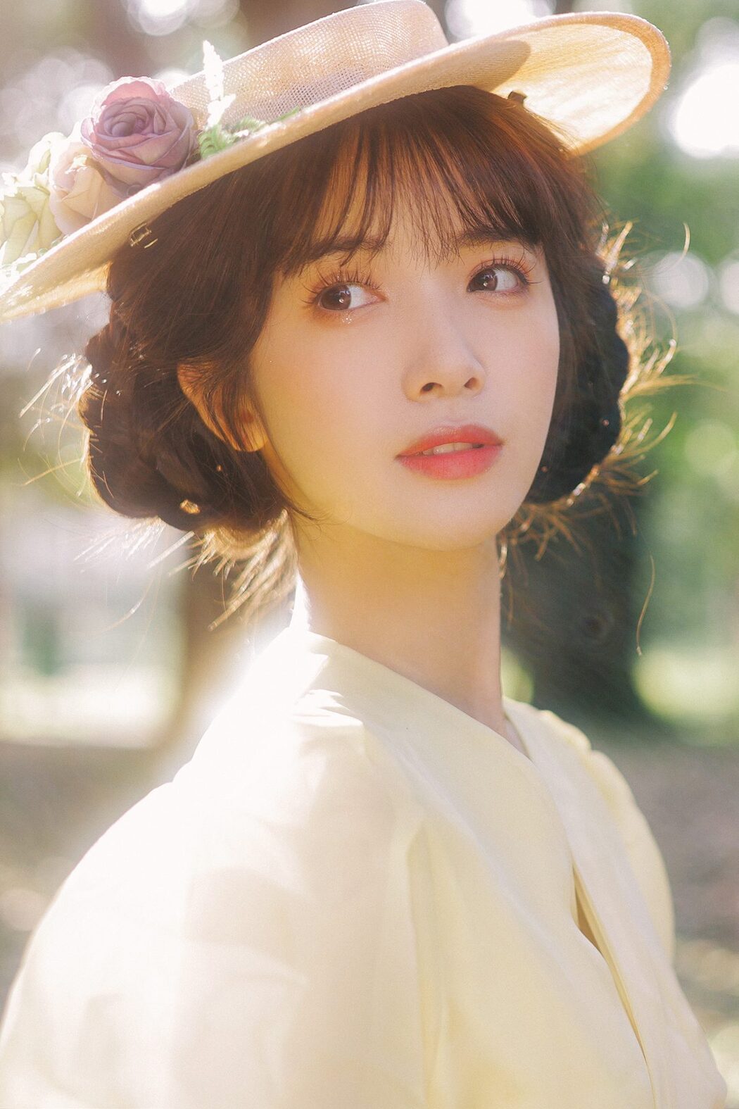 YiTuYu艺图语 Vol.3835 Yi Zhi A Meng Zai Cover Photo