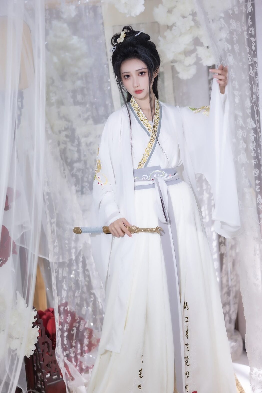 YiTuYu艺图语 Vol.3755 Qi Luo Sheng De Xiao Su Su