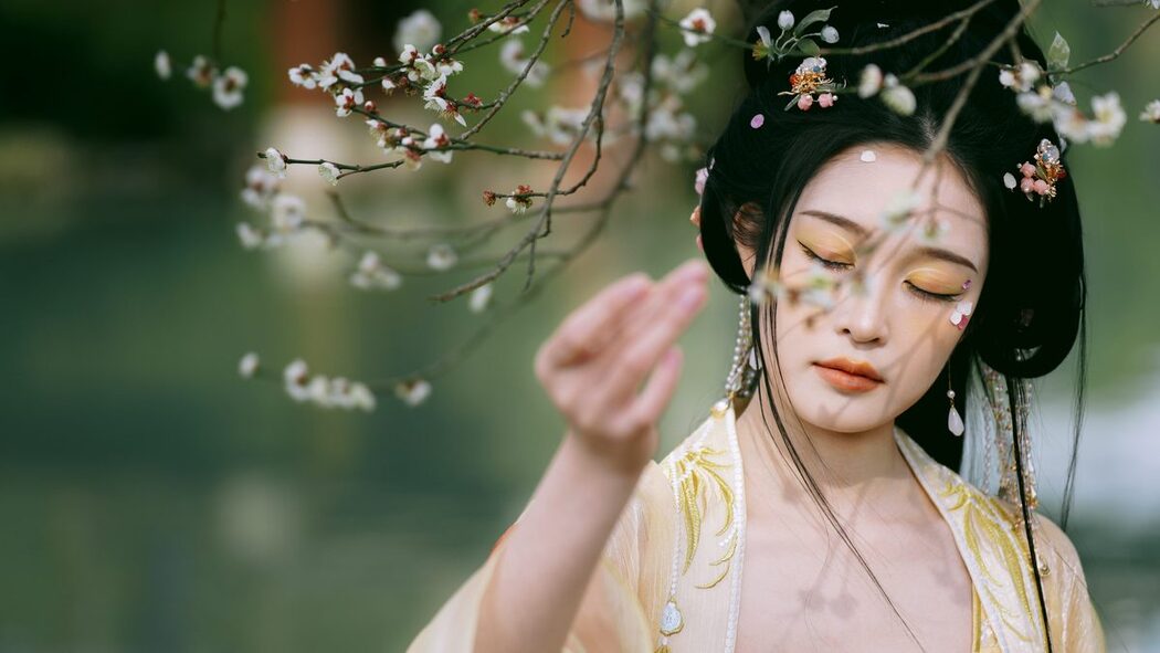 YiTuYu艺图语 Vol.3718 Ai Tan Xian De Xia Shang Zhou