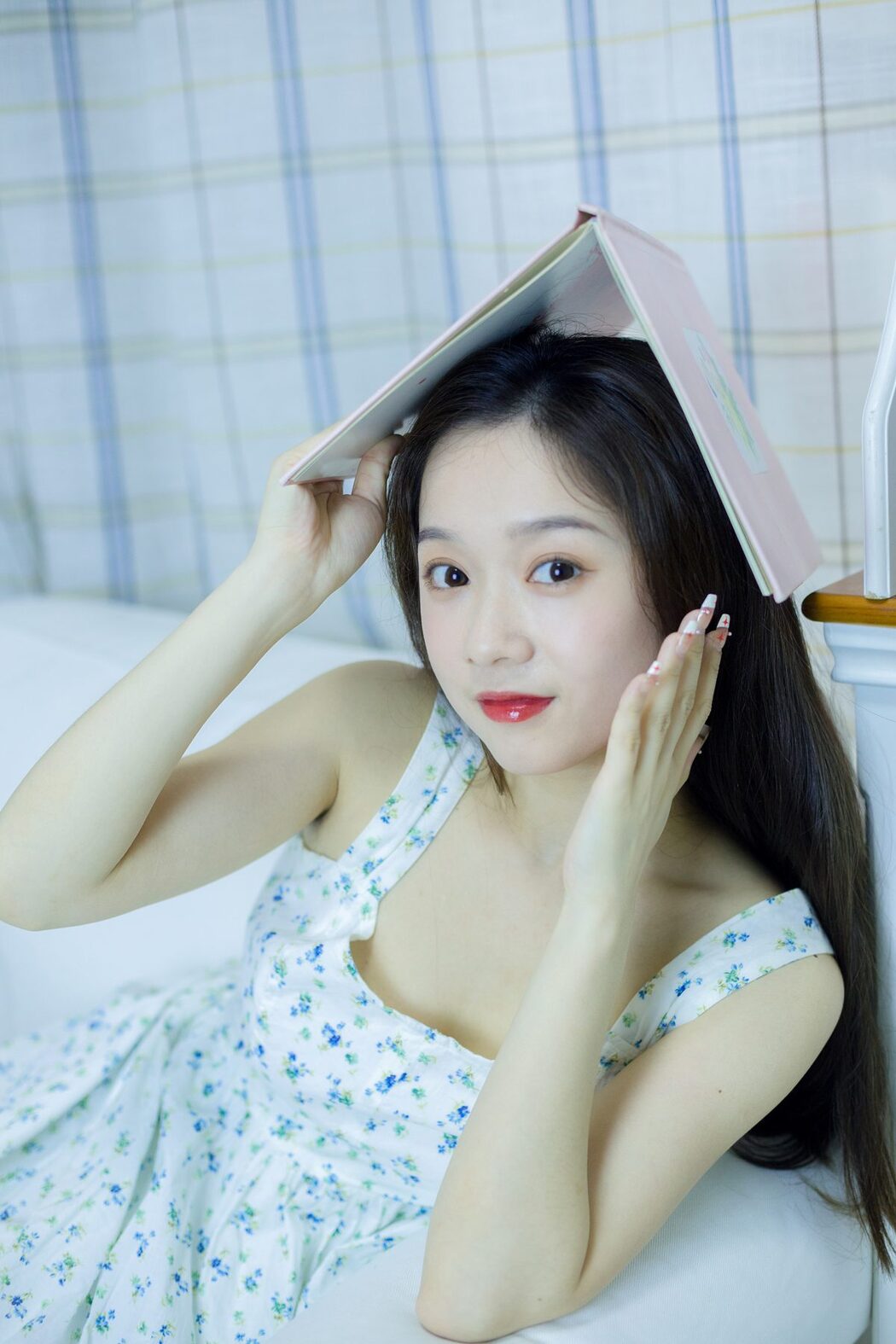 YiTuYu艺图语 Vol.3799 Ge Man Ni Nini