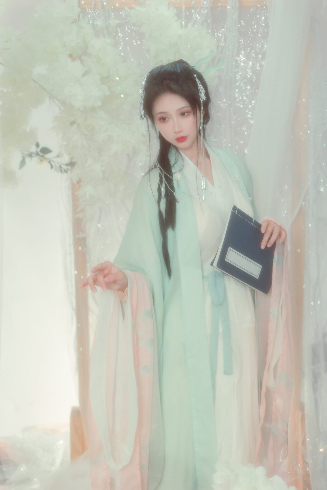 YiTuYu艺图语 Vol.3796 Qi Luo Sheng De Xiao Su Su