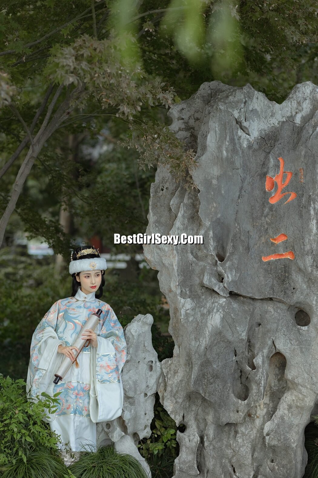 YiTuYu艺图语 Vol.3724 Mou Xiao Yao