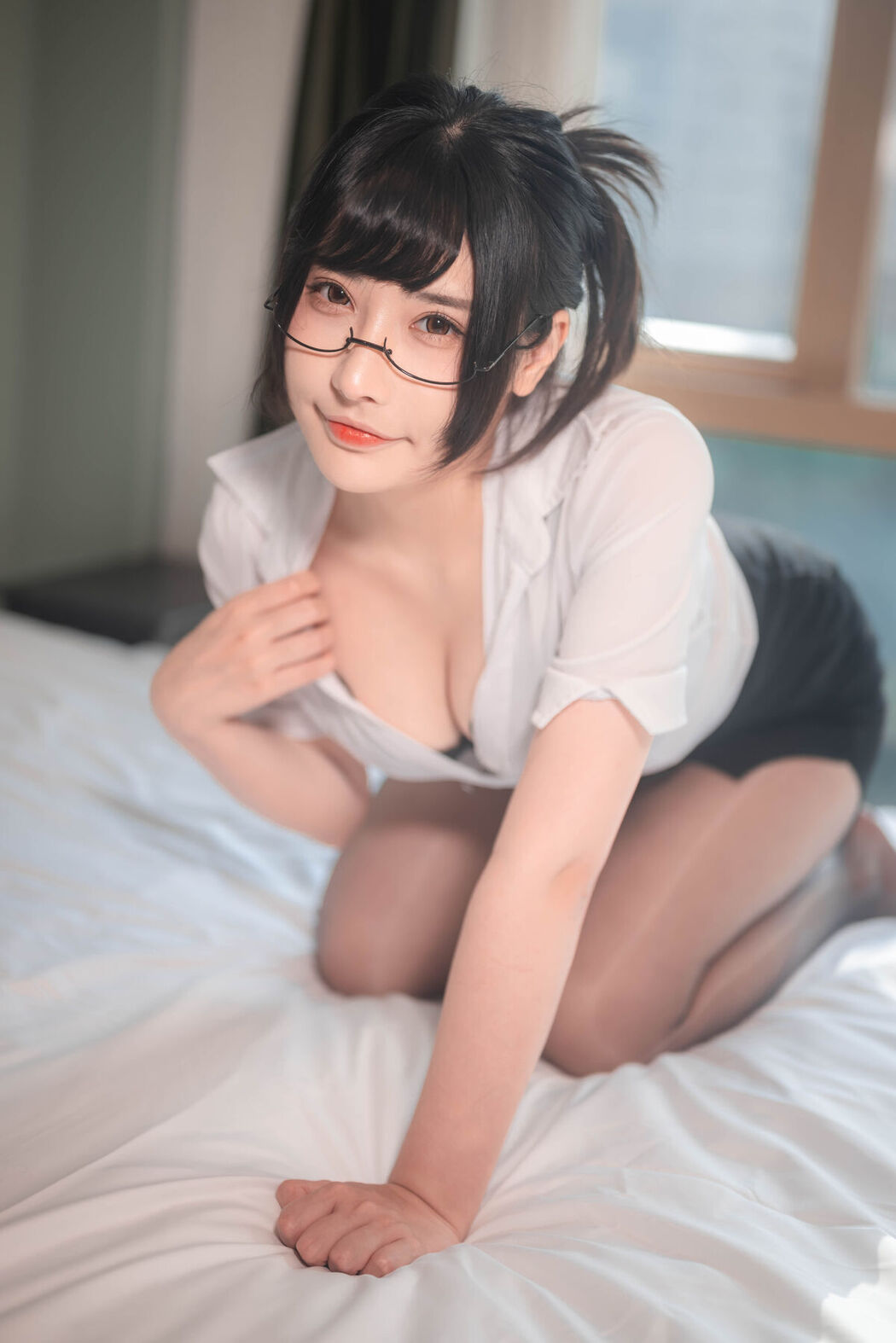 Coser@糖果果Candy – 室内OL Part1