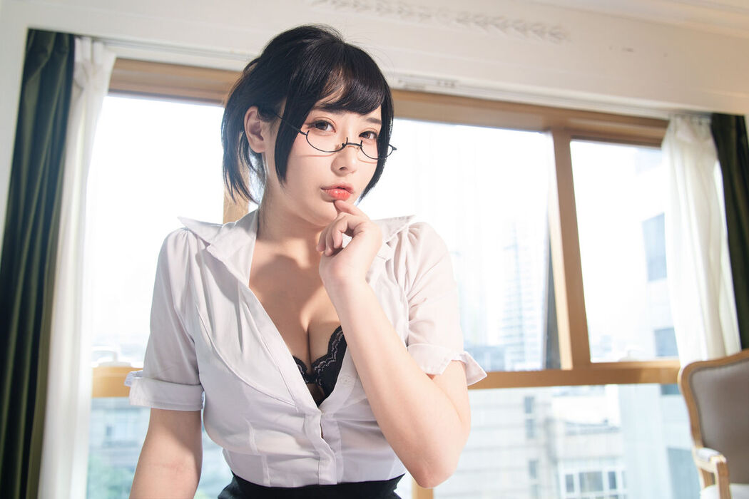 Coser@糖果果Candy – 室内OL Part2
