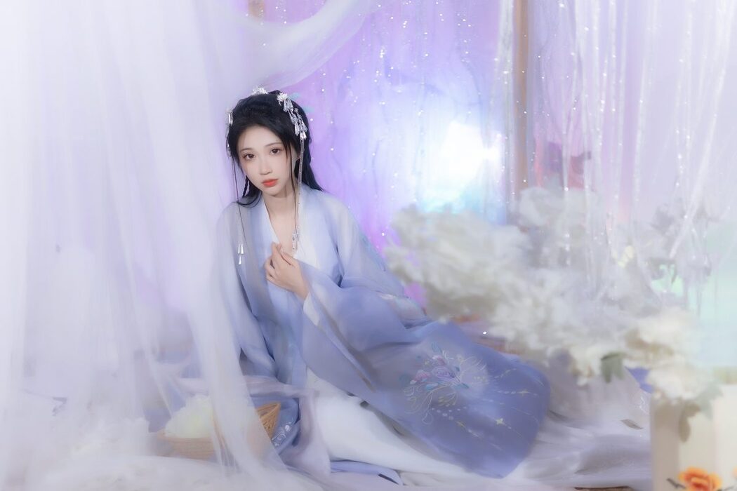 YiTuYu艺图语 Vol.3764 Qi Luo Sheng De Xiao Su Su