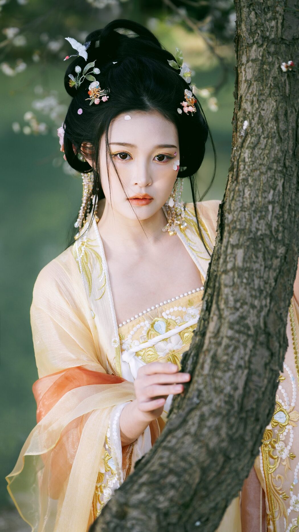 YiTuYu艺图语 Vol.3718 Ai Tan Xian De Xia Shang Zhou