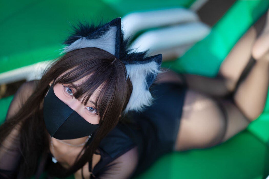 Coser@职业奶妈三水子 – 黑丝泳装