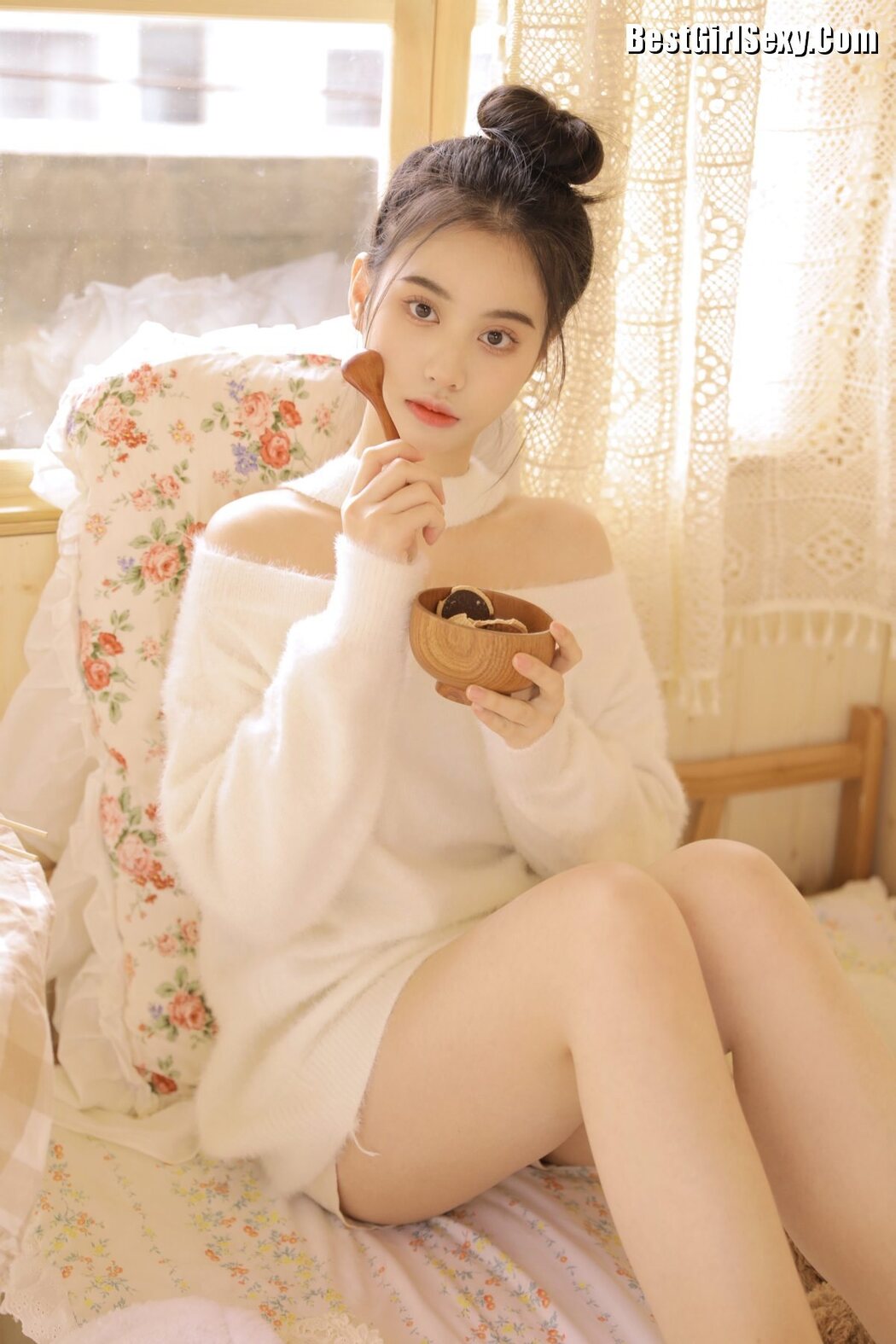 YiTuYu艺图语 Vol.3831 Su Su