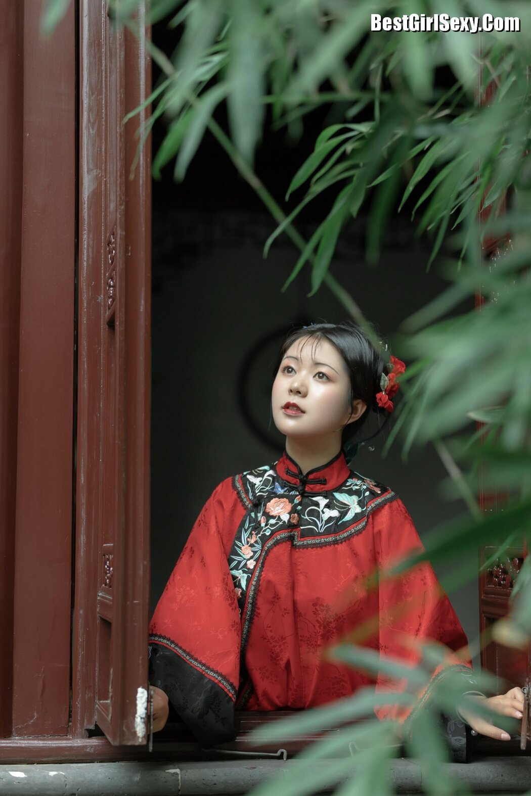 YiTuYu艺图语 Vol.3749 Shuai Shuai