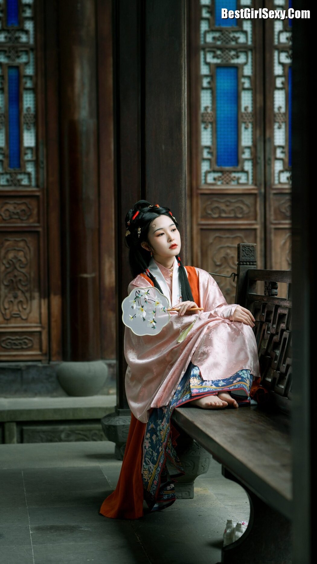 YiTuYu艺图语 Vol.3769 Ai Tan Xian De Xia Shang Zhou