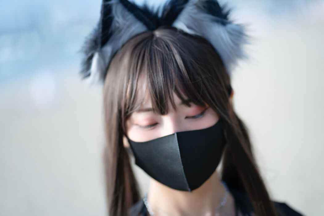 Coser@职业奶妈三水子 – 黑丝泳装