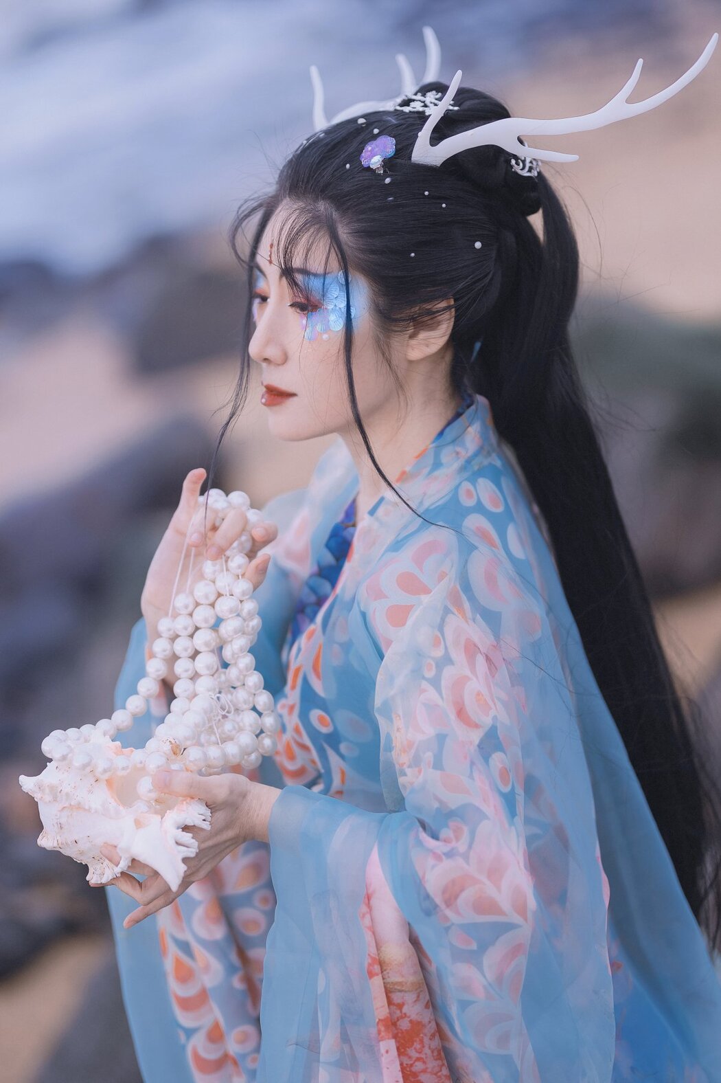 YiTuYu艺图语 Vol.372 He Jia