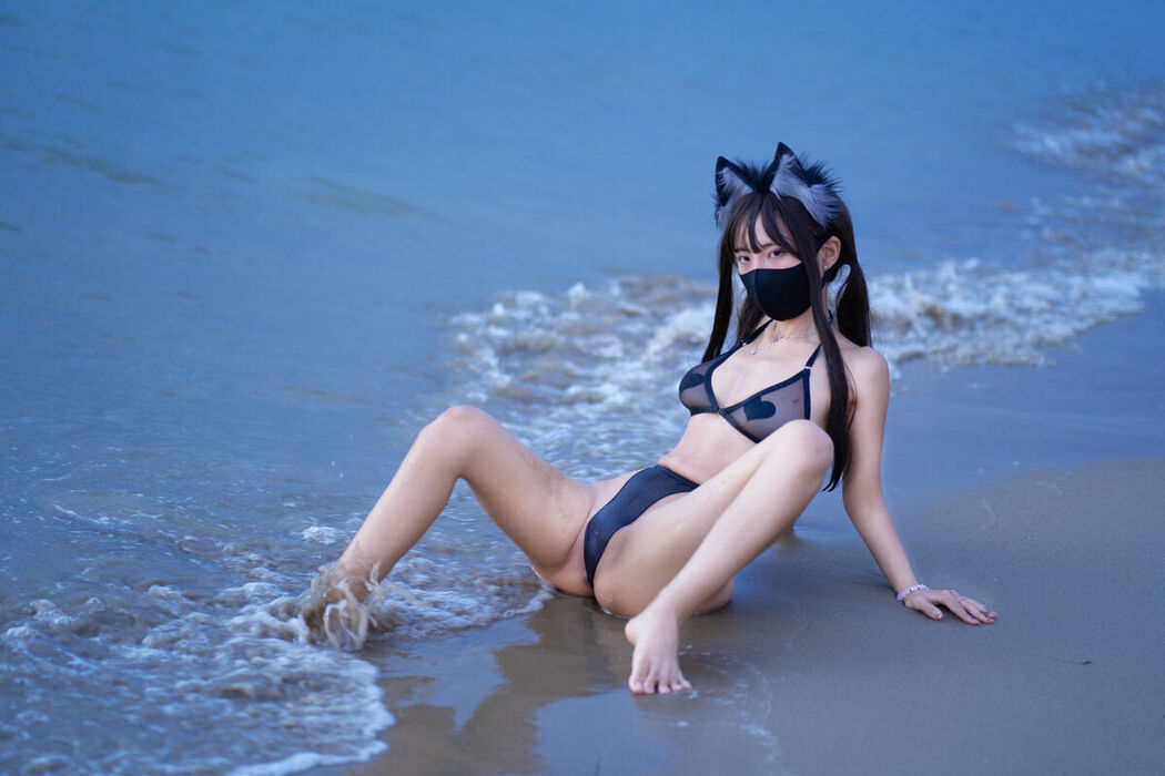 Coser@职业奶妈三水子 – 黑丝泳装
