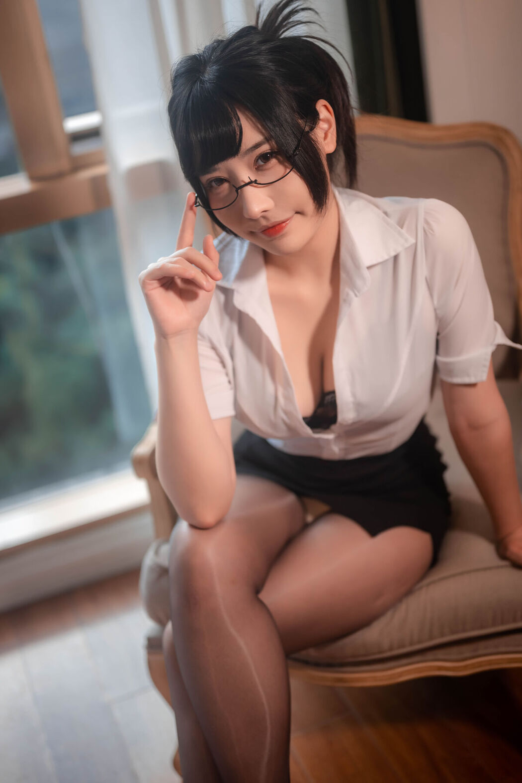 Coser@糖果果Candy – 室内OL Part1