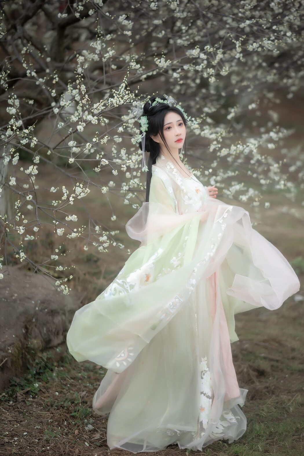YiTuYu艺图语 Vol.3722 Qi Luo Sheng De Xiao Su Su