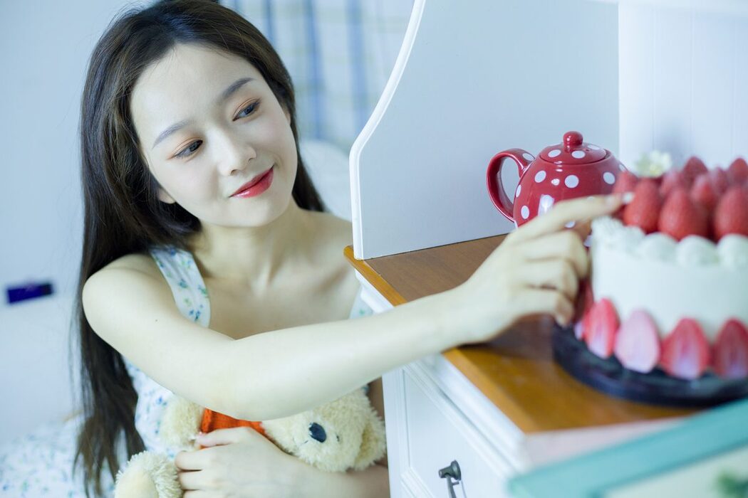 YiTuYu艺图语 Vol.3799 Ge Man Ni Nini