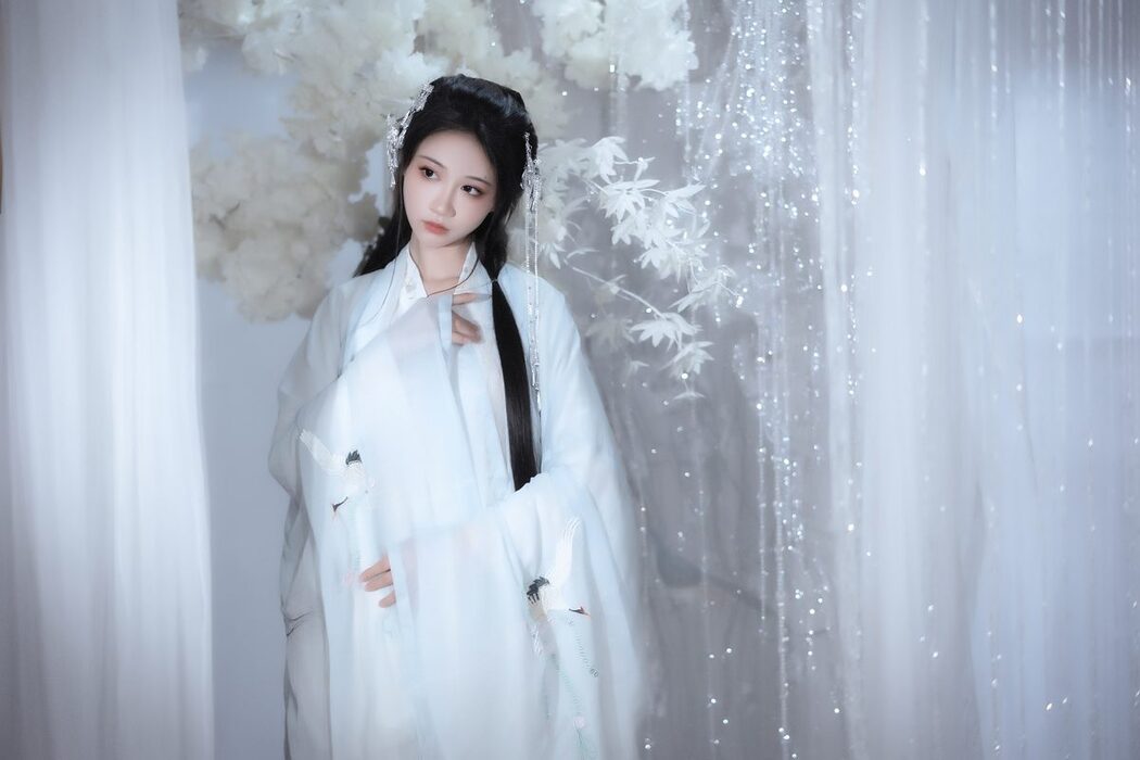 YiTuYu艺图语 Vol.3771 Qi Luo Sheng De Xiao Su Su