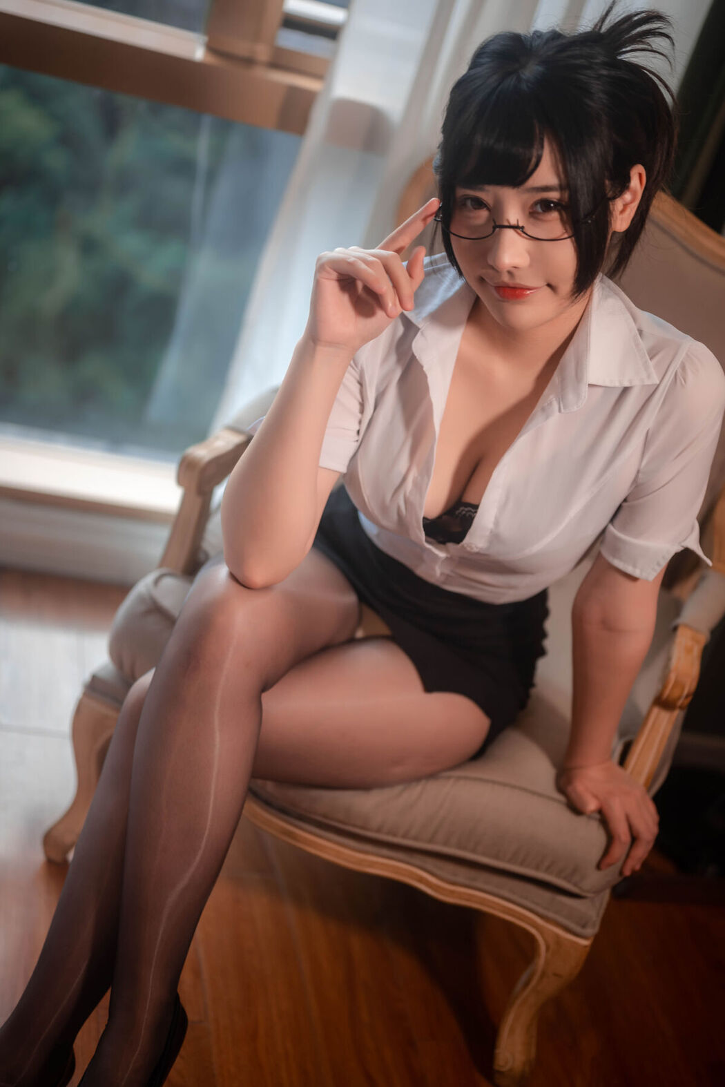 Coser@糖果果Candy – 室内OL Part1