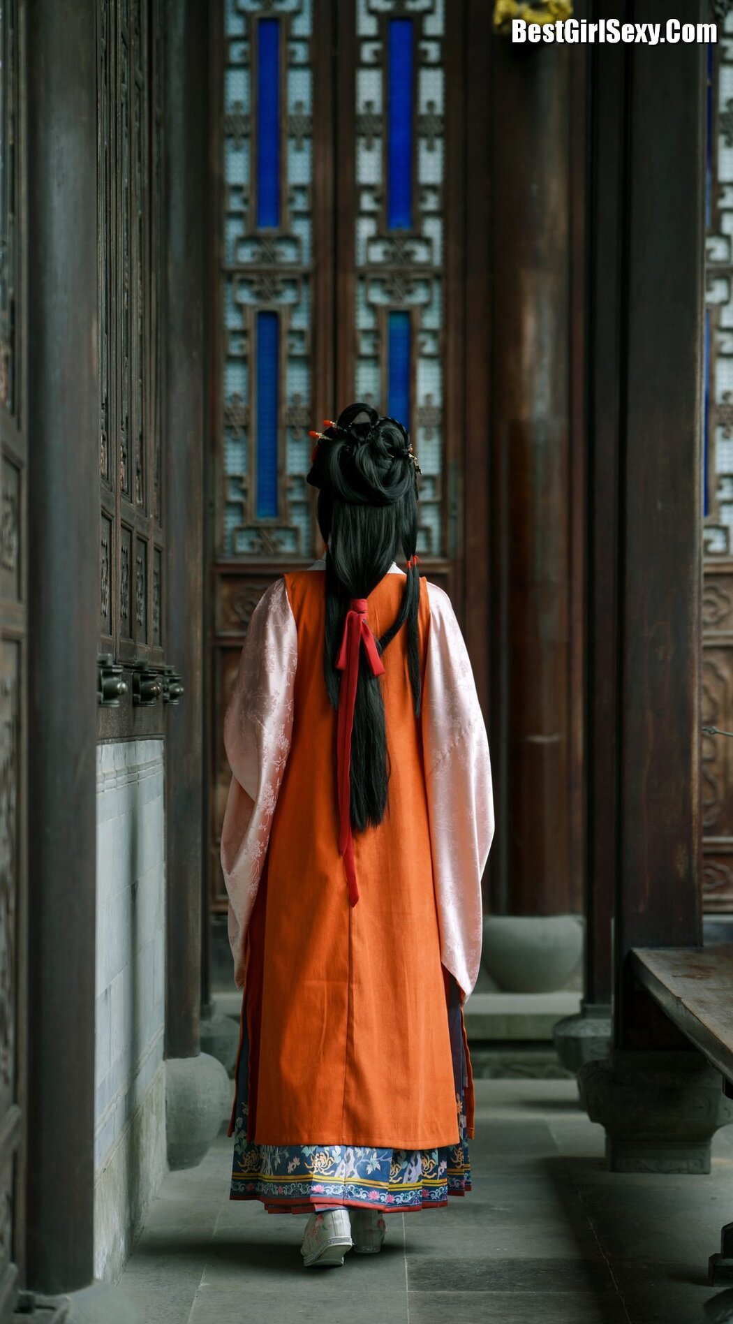 YiTuYu艺图语 Vol.3769 Ai Tan Xian De Xia Shang Zhou